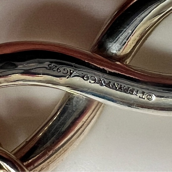 7.5” authentic Tiffany & Co. chunky Infinity love bracelet. Rare retired style. - Picture 5 of 8